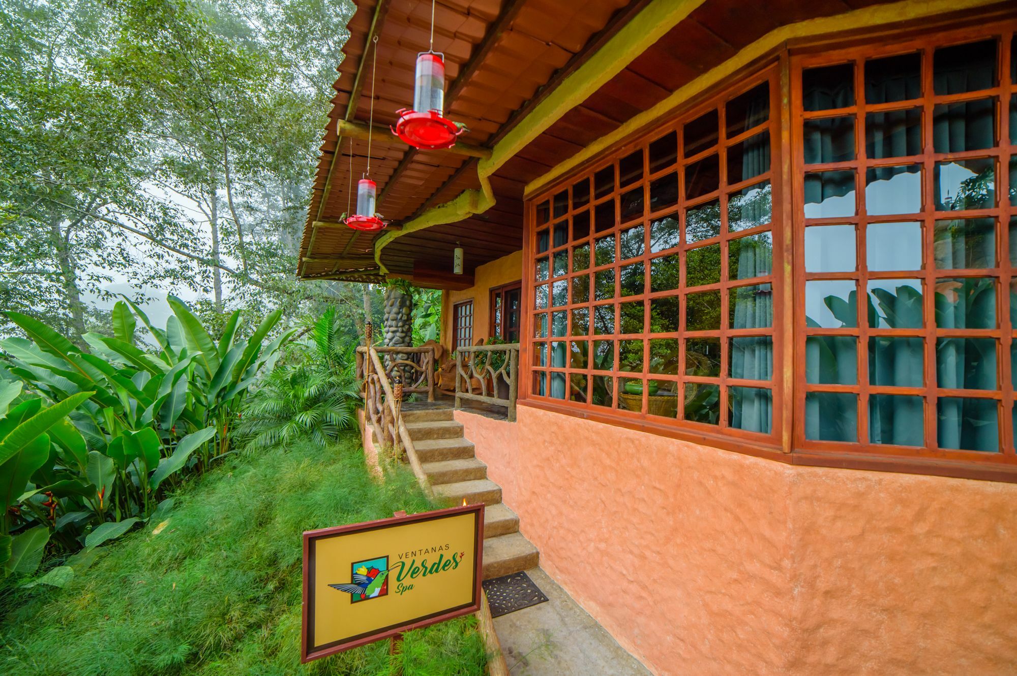 Peace Lodge Vara Blanca  Exterior photo