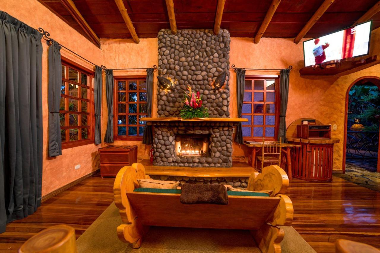 Peace Lodge Vara Blanca  Exterior photo